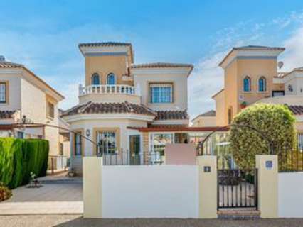 Villa en venta en Guardamar del Segura