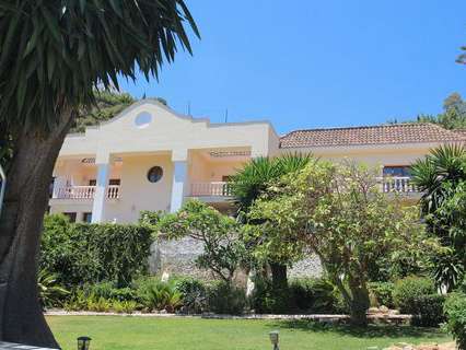 Villa en venta en Benalmádena