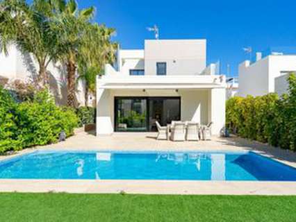 Villa en venta en Quesada