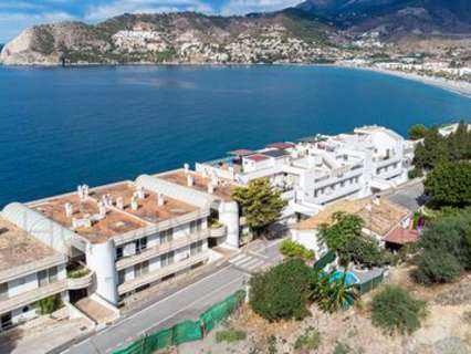 Edificio en venta en Almuñécar