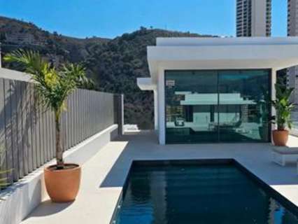 Villa en venta en Benidorm