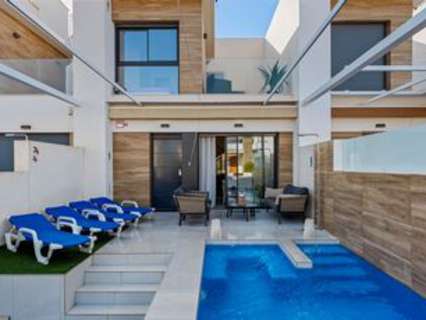 Villa en venta en Rojales