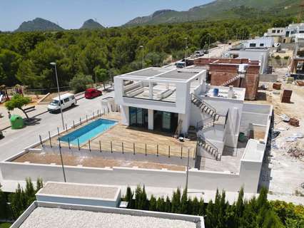 Villa en venta en Polop