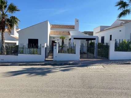 Villa en venta en Algorfa