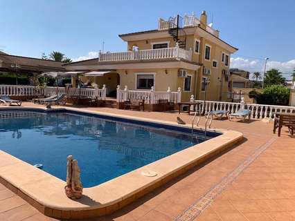 Villa en venta en Torrevieja Los Altos