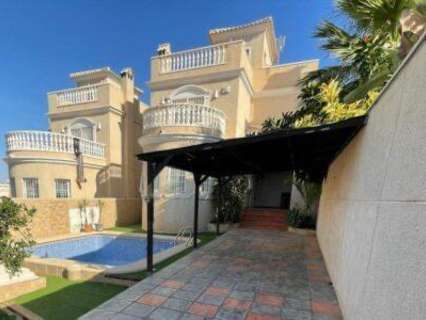 Villa en venta en Torrevieja Los Altos