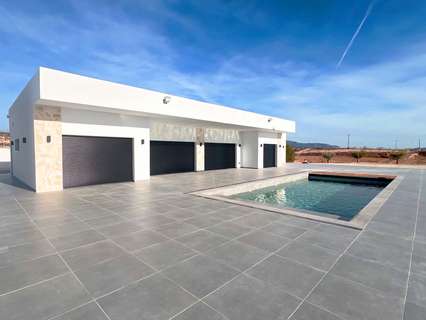 Villa en venta en Novelda zona Novelda