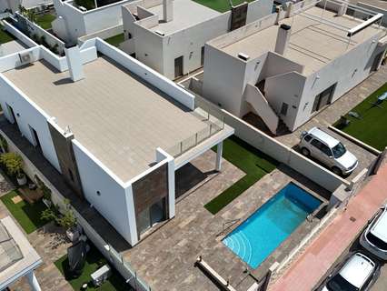 Villa en venta en Orihuela zona La Matanza
