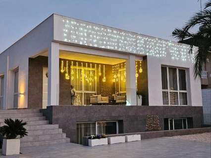 Villa en venta en Orihuela zona Orihuela