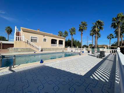 Villa en venta en Catral zona Catral