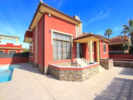 Villa en venta en Algorfa zona Lo Crispín