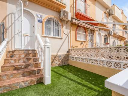 Casa en venta en Torrevieja zona Campoamor