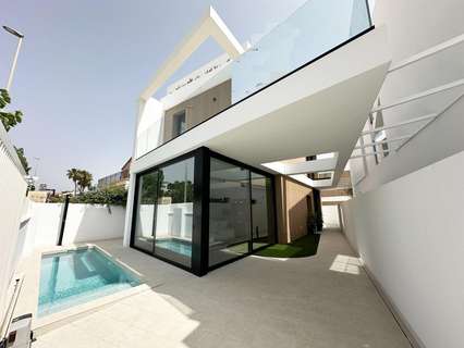 Villa en venta en Pilar de la Horadada zona Torre de la Horadada