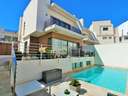 Villa en venta en Orihuela zona Orihuela-Costa