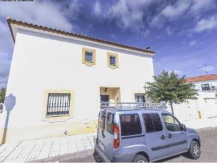 Casa en venta en Olivenza