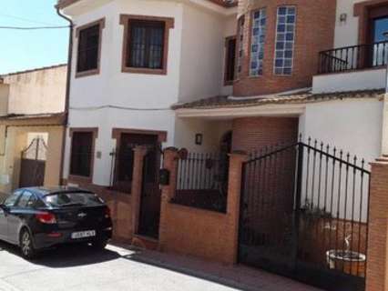 Villa en venta en Illora