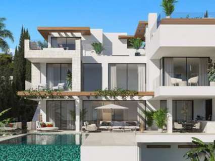 Villa en venta en Estepona rebajada