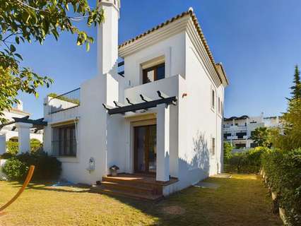 Villa en venta en Estepona