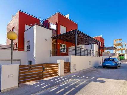 Villa en venta en Algorfa