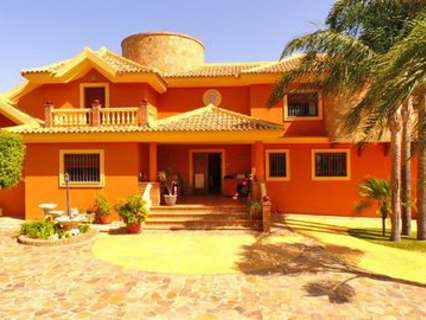 Villa en venta en Alhaurín de la Torre