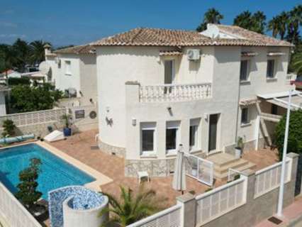 Chalet en venta en Els Poblets