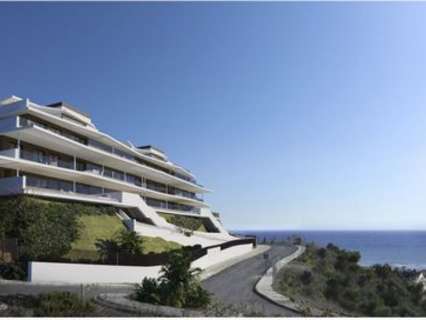 Apartamento en venta en Estepona