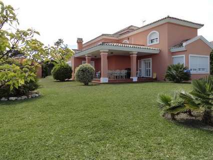 Villa en venta en Estepona