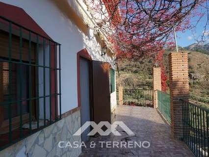 Villa en venta en Alcaucín