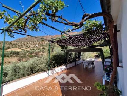 Villa en venta en Alcaucín