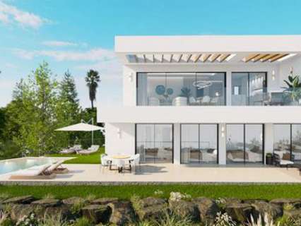 Villa en venta en Estepona rebajada