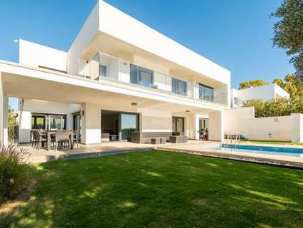 Villa en venta en Manilva