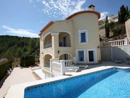 Villa en venta en Orba