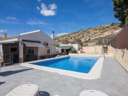 Villa en venta en Elche/Elx