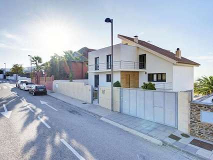 Chalet en venta en La Zubia