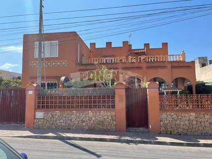 Casa en venta en Sant Josep de sa Talaia, rebajada
