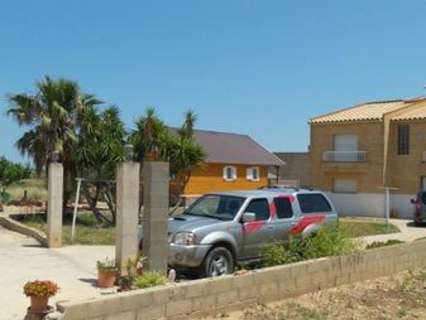 Chalet en venta en Camarles
