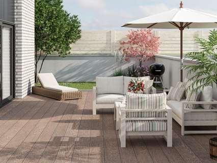 Planta baja en venta en Vallirana