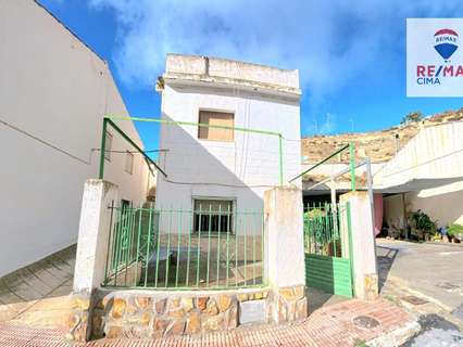 Casa en venta en Cúllar