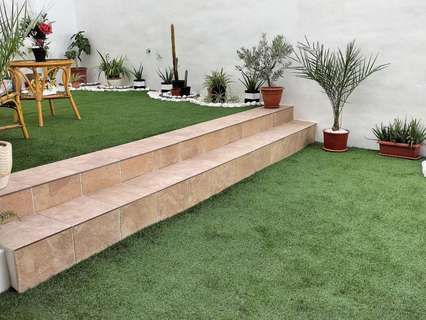 Casa en venta en La Zubia