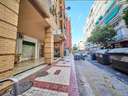 Local comercial en venta en Granada