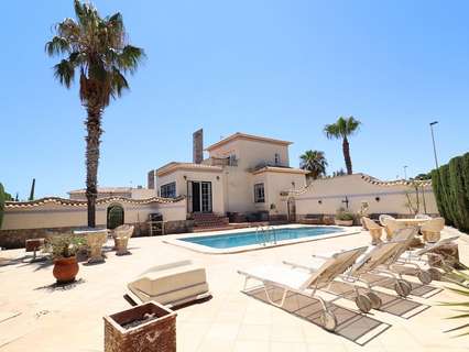 Villa en venta en Orihuela zona Orihuela-Costa