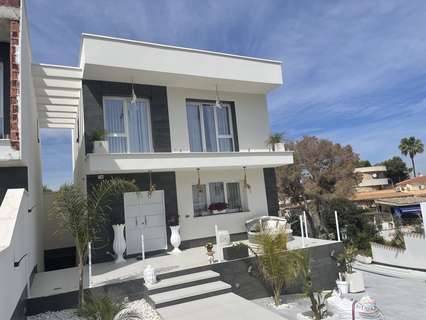 Villa en venta en Torrevieja zona Los Balcones