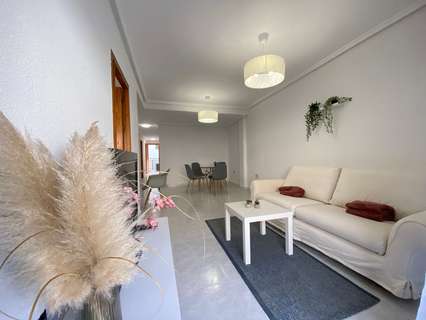 Apartamento en venta en Torrevieja zona Piscinas naturales rebajado