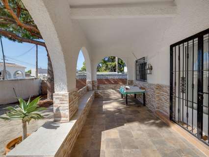 Villa en venta en Torrevieja zona Los Balcones