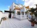 Villa en venta en Torrevieja zona Torrevieja