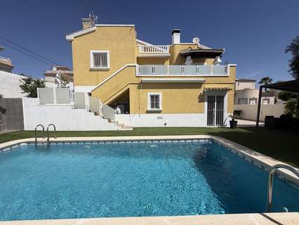 Villa en venta en Orihuela zona Orihuela-Costa rebajada