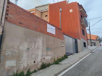 Parcela urbana en venta en Rubí