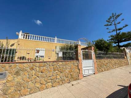 Villa en venta en Elche/Elx zona La Marina, rebajada