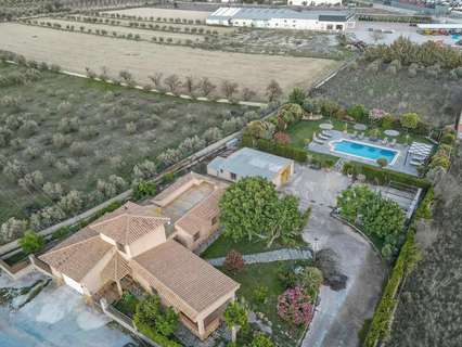 Chalet en venta en Baza