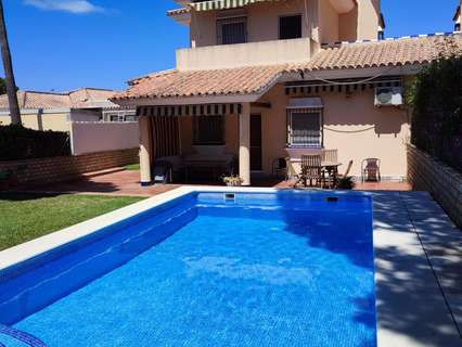 Chalet en venta en Chiclana de la Frontera rebajado